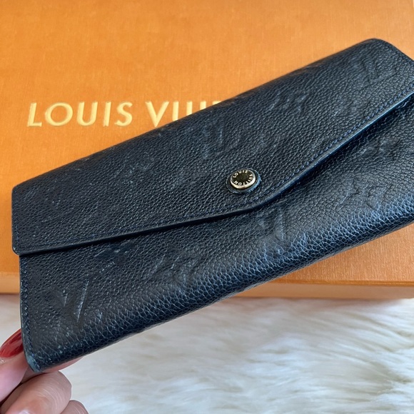Authentic Louis Vuitton Empreinte Monogram Wallet - Picture 10 of 12